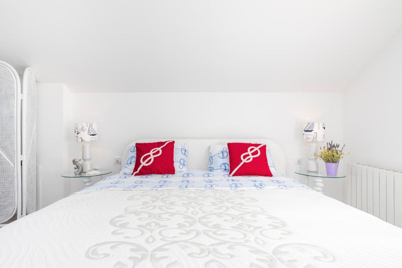 Apartments Priko 63 Mali Lošinj Esterno foto